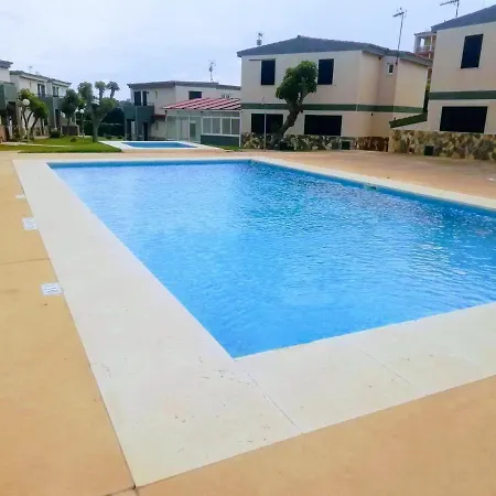 公寓 Apartamento Con Piscina, Cala En Blanes Ciutadella 卡拉恩·布拉内斯
